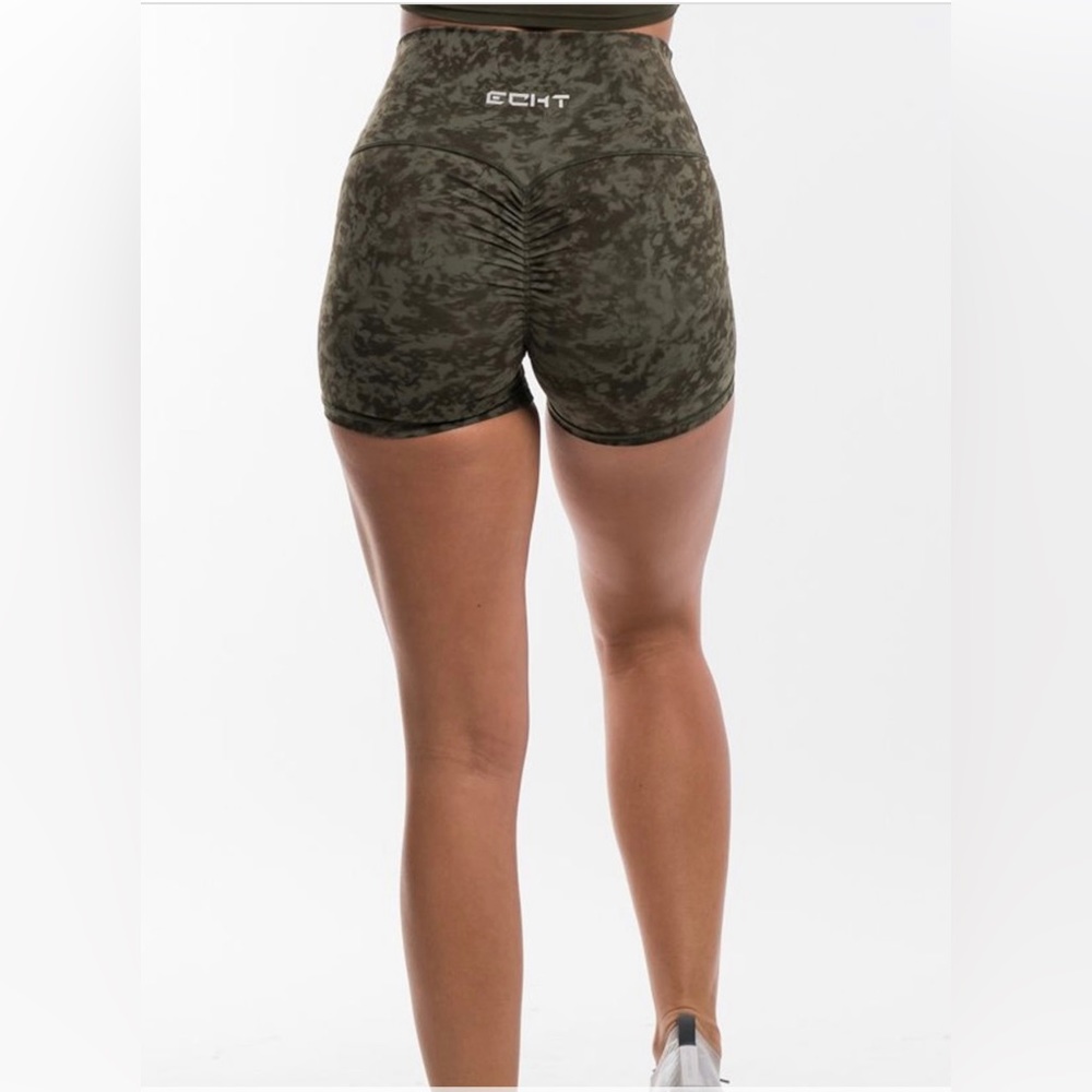 ⭐️𝑭𝒊𝒏𝒂𝒍 𝑷𝒓𝒊𝒄𝒆 Echt Stealth Scrunch Shorts Size XL **NWOT**